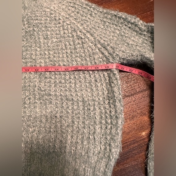 SO Sweater Soft & Fuzzy Gorgeous Light Green Sz Lg Academia Preppy - Picture 4 of 9